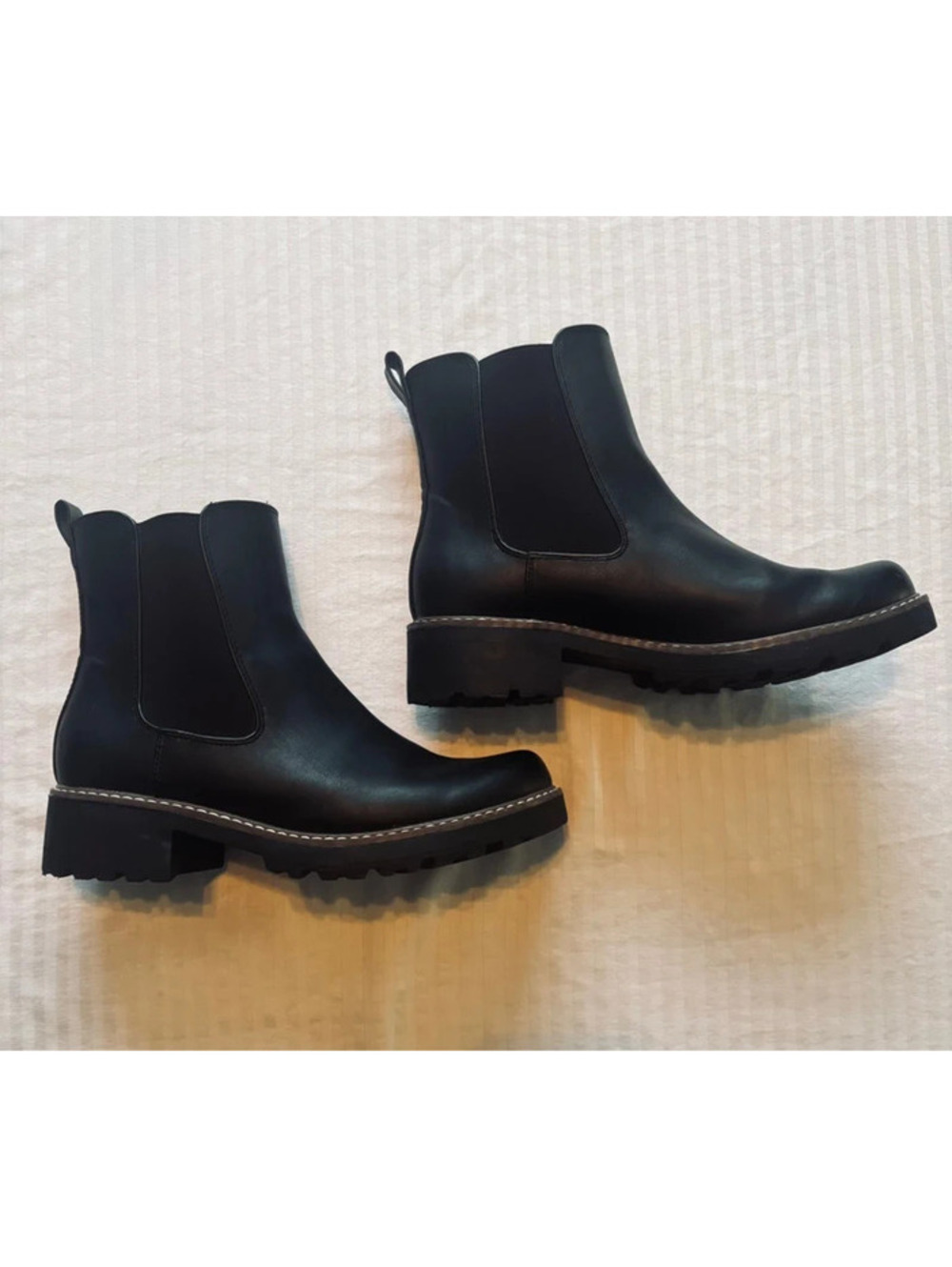 Women Black Boots